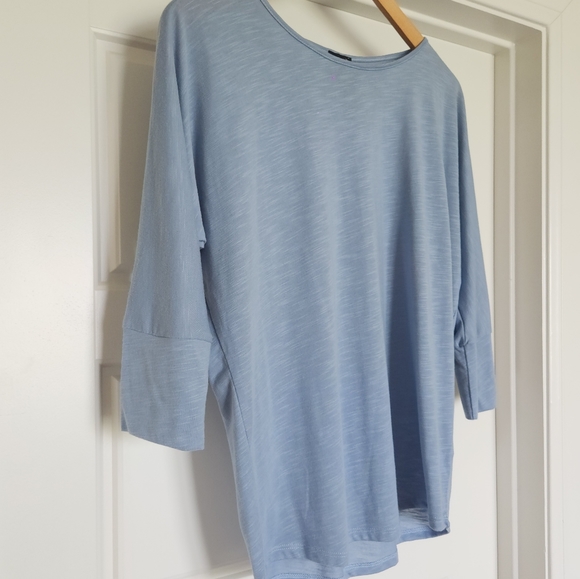 August Moon Powder Blue Dolman Sleep Top - Size Large - Picture 5 of 6